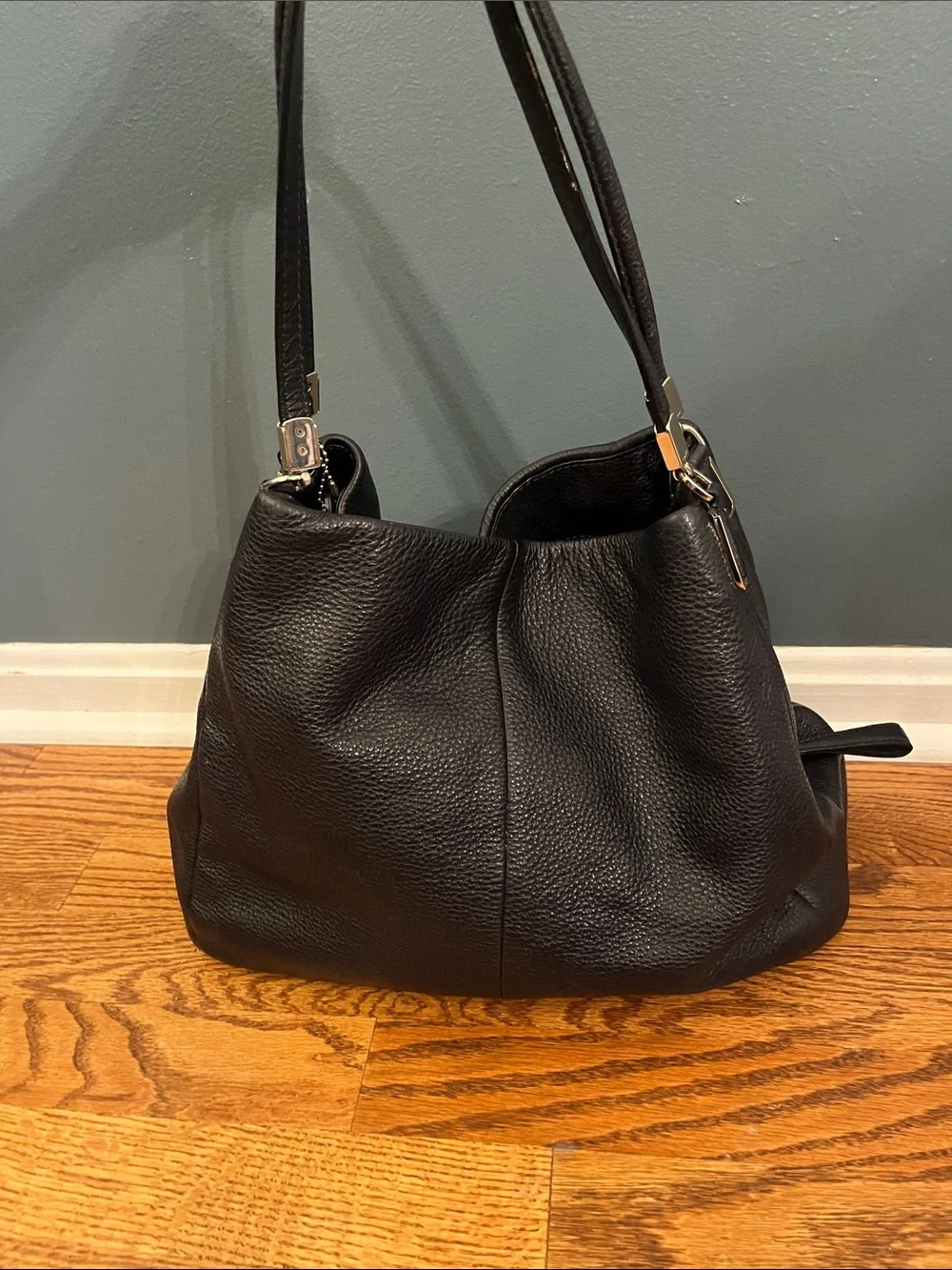 Coach Phoebe Shoulder Bag Dark Blue Pebbled Leather Handbag F34495 with COA